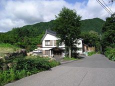 湯の小屋温泉　民宿　やぐら