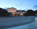 海辺のホテルはなに割引で泊まれる。